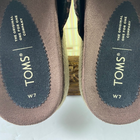 Toms Black and Brown Patterned Wedges - Picture 12 of 14